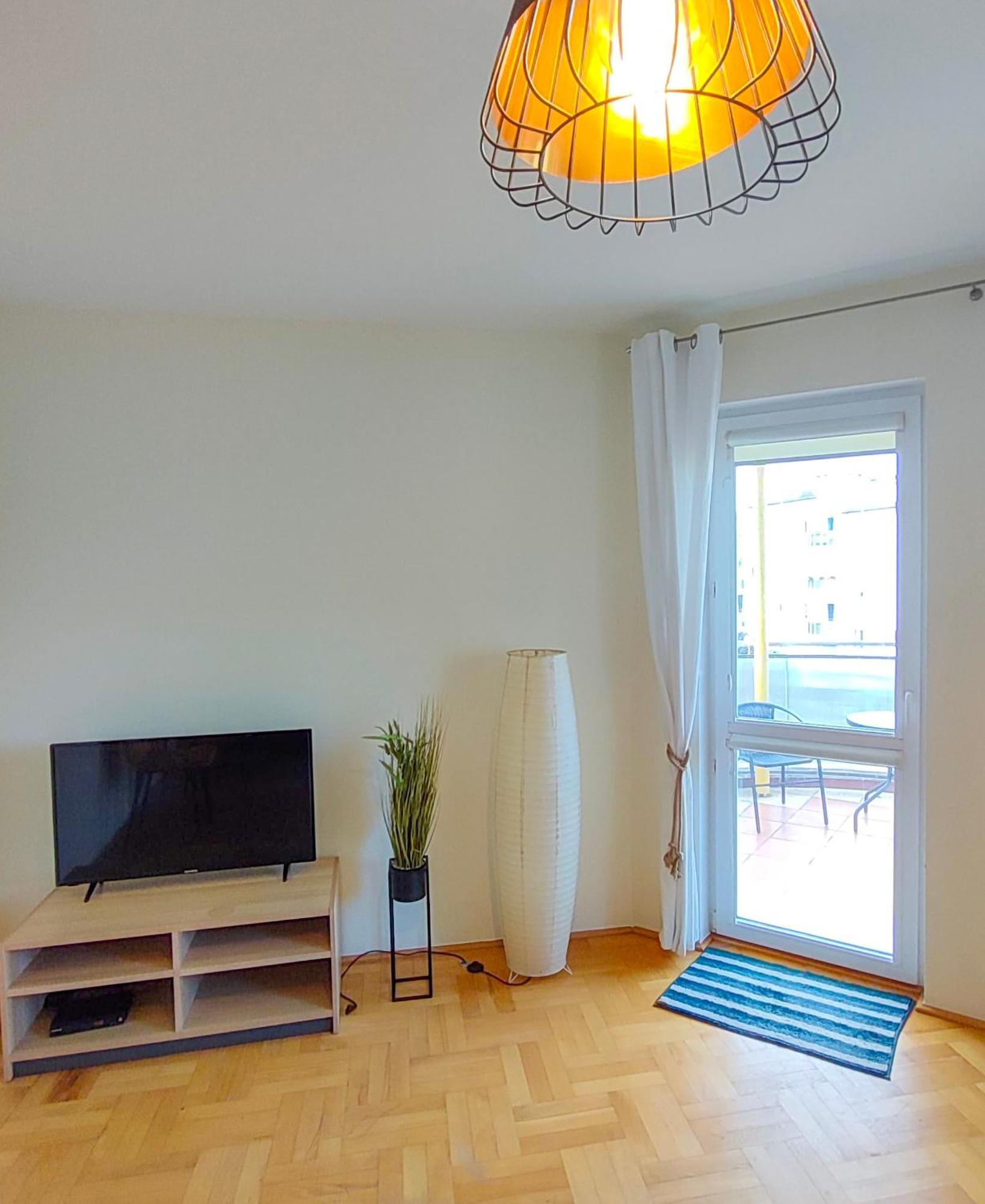 Prywatny Parking Apartament Zacisze By Rentoom Stary Toruń Exteriör bild
